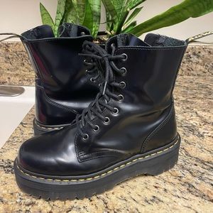 Doc Martens Airwair size 9 platform boots black leather